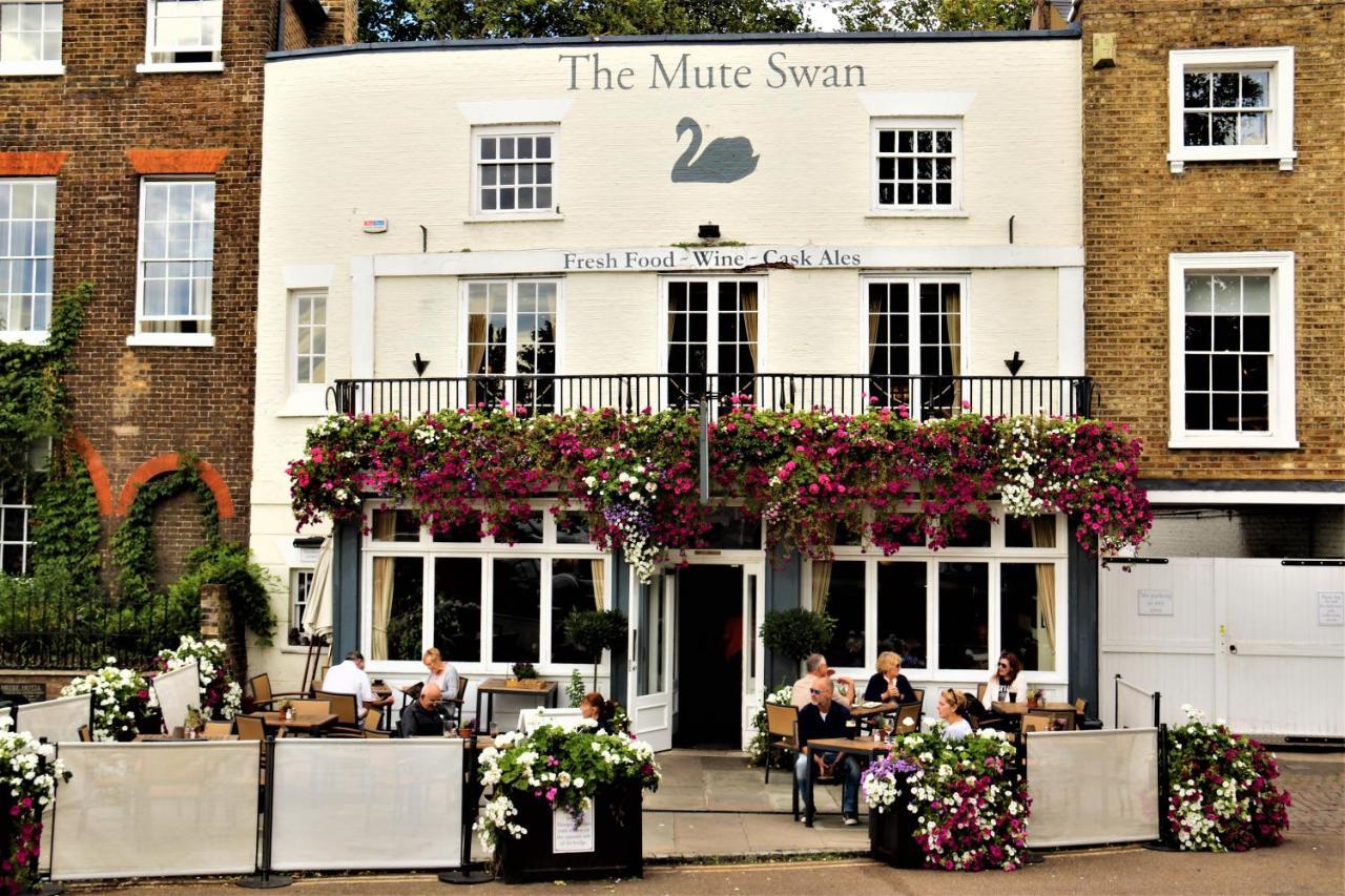 Hampton Court - The Kings Rest Apartment Molesey Екстериор снимка