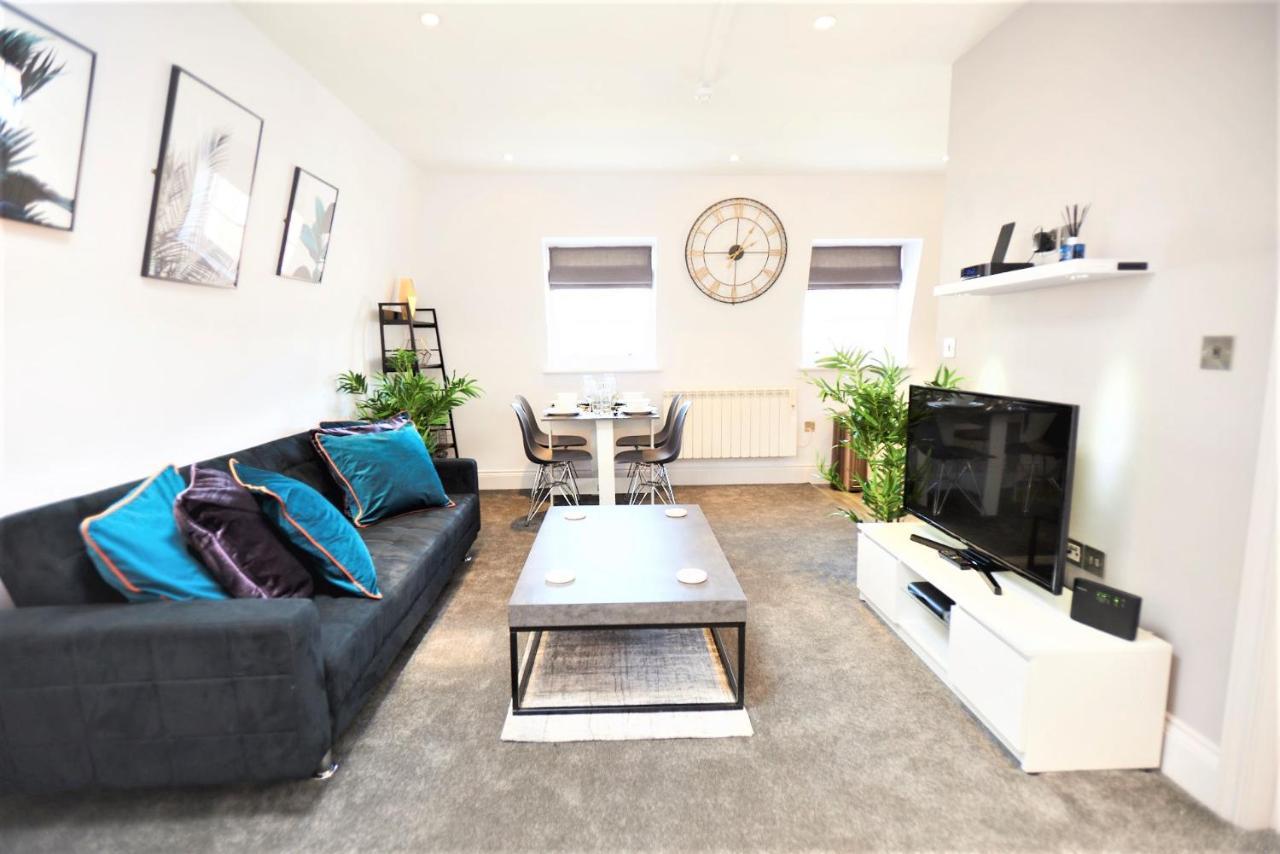 Hampton Court - The Kings Rest Apartment Molesey Екстериор снимка