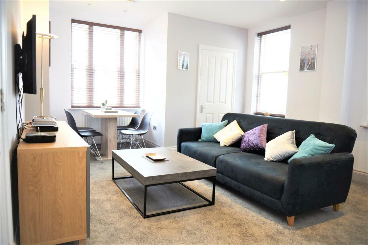 Hampton Court - The Kings Rest Apartment Molesey Екстериор снимка